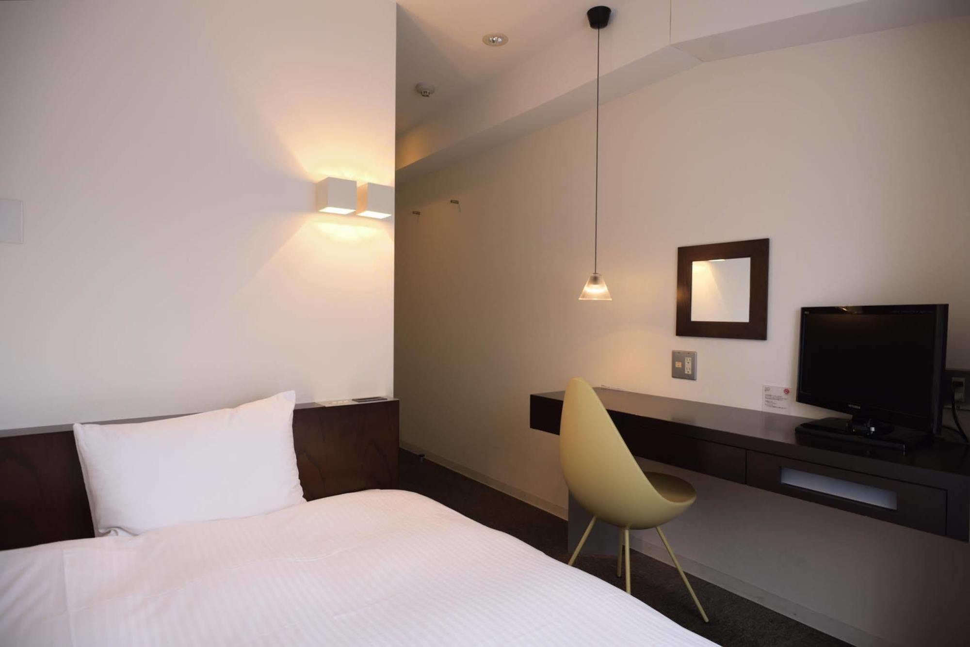7 Days Hotel Plus Kochi  Exterior photo